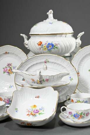 23 Pieces Meissen dinner service with floral and i… - фото 3
