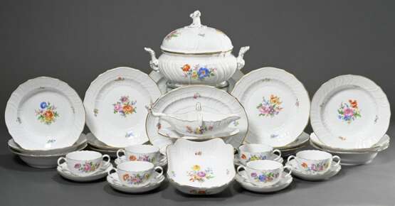 23 Pieces Meissen dinner service with floral and i… - фото 4