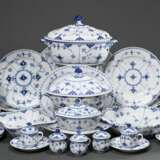 43 Pieces Royal Copenhagen ‘Musselmalet Blue flute… - photo 3