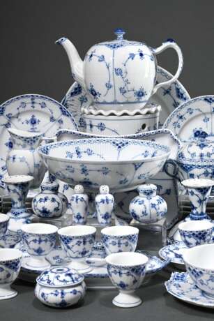 49 Pieces Royal Copenhagen tea service ‘Musselmale… - photo 1 49 Pieces Royal Copenhagen tea service ‘Musselmale… - photo 1