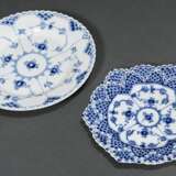 2 Various Royal Copenhagen plates ‘Musselmalet Blu… - photo 2