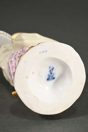 Meissen figurine ‘Gardener with Flower Basket’, po… - фото 4