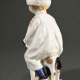 Meissen ‘Hentschelkind’ ‘Boy with Newspaper Cap’, … - photo 2