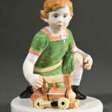 Meissen figurine ‘Boy with Locomotive’, porcelain … - photo 1