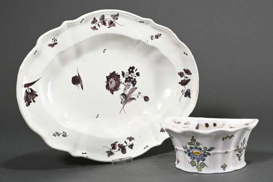 2 Various pieces of faience in Rococo style, consi… - фото 1