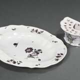 2 Various pieces of faience in Rococo style, consi… - фото 2