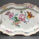 Large Arnhem faience plate with polychrome floral … - фото 1