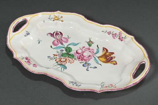 Large Arnhem faience plate with polychrome floral … - фото 2