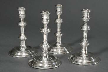 4 candlesticks in classic style, maker's mark: Wil…