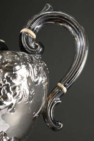 3 Piece Victorian tea set with embossed and finely… - photo 4 3 Piece Victorian tea set with embossed and finely… - photo 4