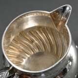 English milk jug with curved fluted pattern on sph… - photo 4