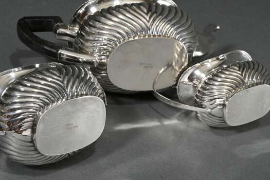 3 Pieces English tea set with gadrooned decoration… - photo 3