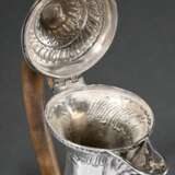 Hot water jug with semi-grooved body and wooden ha… - photo 3