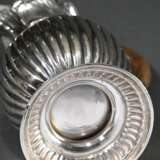 Hot water jug with semi-grooved body and wooden ha… - photo 4