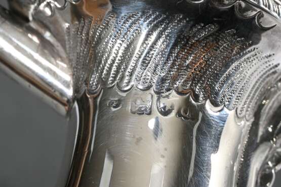 Hot water jug with semi-grooved body and wooden ha… - photo 5