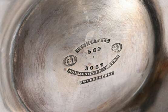 Tiffany & Co vase with multi-curved body and large… - фото 5