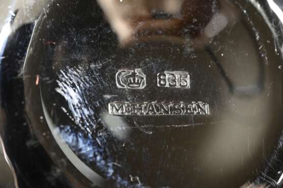 4 hammered fist cups with gold-plated rim, maker's… - photo 4