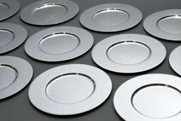 12 Plain silver-plated Christofle place plates, Ø …