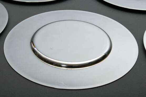 12 Plain silver-plated Christofle place plates, Ø … - photo 2 12 Plain silver-plated Christofle place plates, Ø … - photo 2