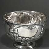 English footed bowl with embossed cloverleaf decor… - photo 1