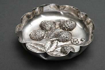 Small confectionery dish with embossed and engrave…
