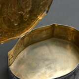 Large lid box in curved shape with embossed motif … - photo 4