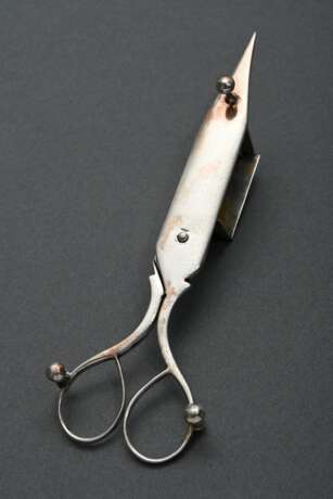 Wick trimmer with floral relief, 800 silver, 87g, … - фото 3 Wick trimmer with floral relief, 800 silver, 87g, … - фото 3