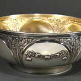 Round bowl with botanical ornaments and floral gar… - фото 1