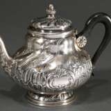 Small Wilhelmine-style teapot in neo-rococo style … - фото 1