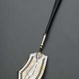 Empire fish lifter with ebonised wooden handle and… - photo 1