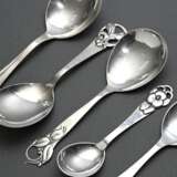 5 Various Danish spoons with floral decoration, va… - photo 1