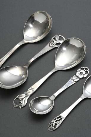 5 Various Danish spoons with floral decoration, va… - photo 1 5 Various Danish spoons with floral decoration, va… - photo 1