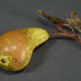 Trompe l'oeil ‘Pear’, naturalistic in shape and co… - photo 1