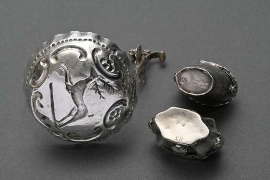 3 Various pieces of Dutch silver with repoussé dec… - photo 4 3 Various pieces of Dutch silver with repoussé dec… - photo 4