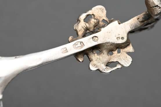 3 Various pieces of Dutch silver with repoussé dec… - photo 5 3 Various pieces of Dutch silver with repoussé dec… - photo 5