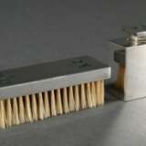 2 Various items from an English beauty set with bl… - фото 1