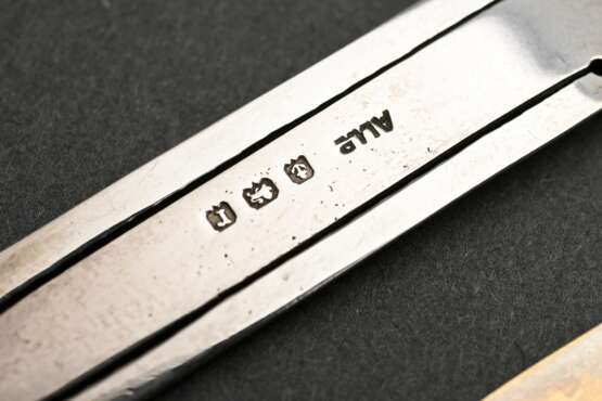 5 Various bookmarks with sculpted ends and shapes:… - photo 3