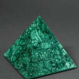 Malachit Briefbeschwerer Pyramide, 20.Jh., 14,3x15… - Foto 3