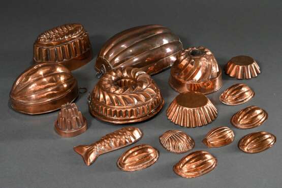 15 Diverse Teile alte Kupfer Backformen für Kuchen… - Foto 2