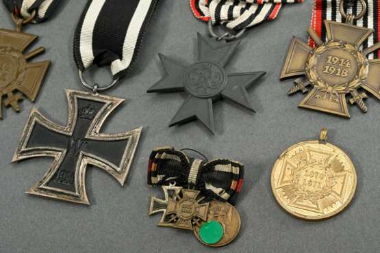 8 Various medals and decorations from the 19th c. … - photo 2 8 Various medals and decorations from the 19th c. … - photo 2