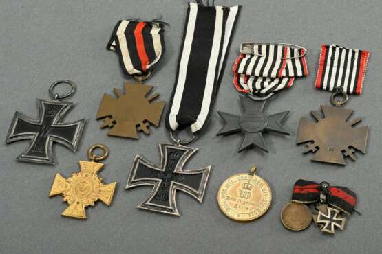 8 Various medals and decorations from the 19th c. … - photo 4 8 Various medals and decorations from the 19th c. … - photo 4