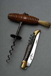 2 Diverse Teile Korkenzieher mit Holzgriff und Pin…
