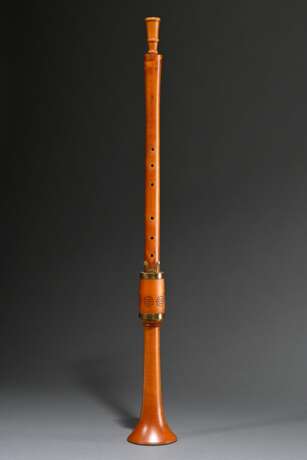 Tenor shawm or pommer, stamped ‘H’ and ‘J. Hanchet… - фото 1 Tenor shawm or pommer, stamped ‘H’ and ‘J. Hanchet… - фото 1