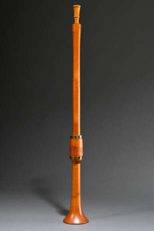 Tenor shawm or pommer, stamped ‘H’ and ‘J. Hanchet… - фото 2 Tenor shawm or pommer, stamped ‘H’ and ‘J. Hanchet… - фото 2