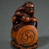 Boxwood netsuke ‘Oni with Raiden's drum and Futen'… - photo 1