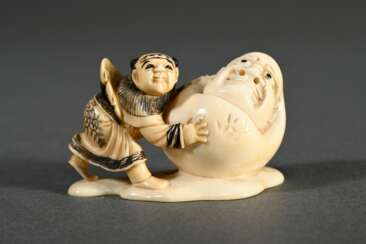 Ivory netsuke ‘Karakô with snowman as Daruma’, sig…
