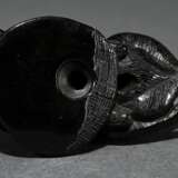 Umoregi Netsuke ‘Rat on Chestnut’, lying with head… - photo 5