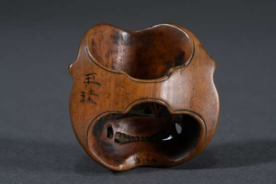 Boxwood netsuke ‘Nō mask frown Shikami’ with curve… - photo 2