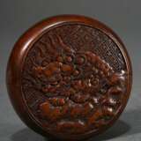 Rare boxwood Hako netsuke ‘Shishi on rocks’, circa… - photo 1