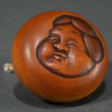 Boxwood Manju netsuke with ‘Okame’ and “mushroom” … - photo 2